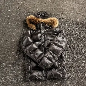 퍼 달린 다운 자켓 Y2K 그런지 시크 스타일 00s 헤이세이 갸루