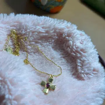 베르사유의 장미 영화판 오스칼 골드 십자가 루비 목걸이