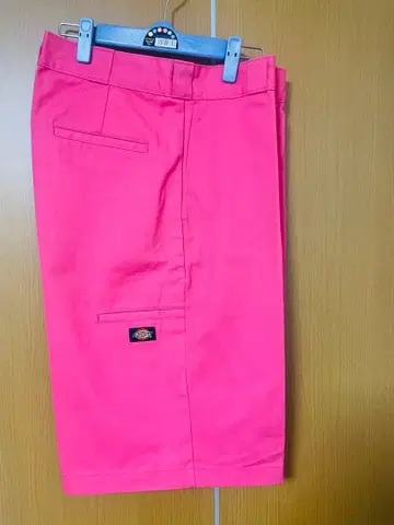 Dickies 핑크 Loose Fit 숏팬츠