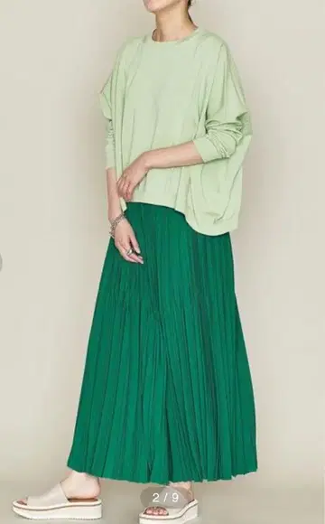 ASTRAET 플리츠 롱 스커트