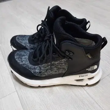 THE NORTH FACE 하이컷 스니커즈/23.5cm/여성용