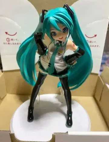 하츠네 미쿠 ProtestDIVA 피규어