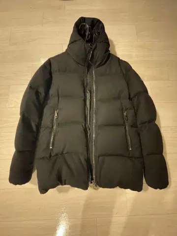 타트라스 다운 자켓