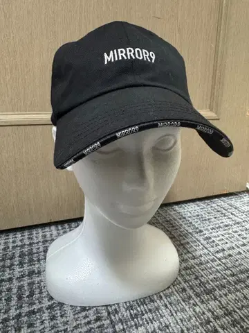 MIRROR9 블랙 캡