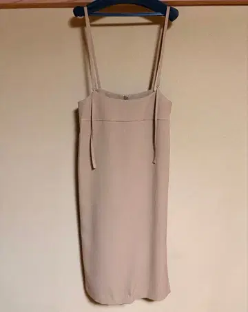 allureville 서스펜더 스커트