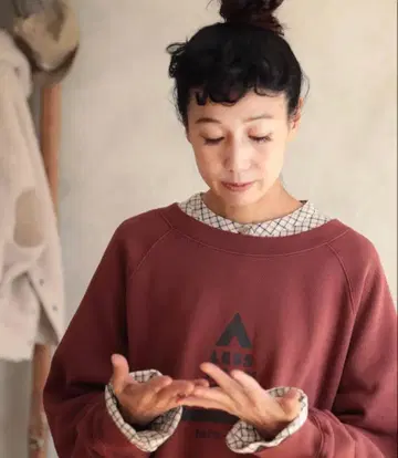 soulberry 야외 활동에서도 [나다움]을 즐기는 질감 맨투맨