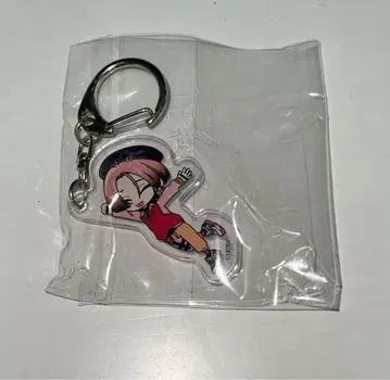 에이트리 교수형 아크릴 키링