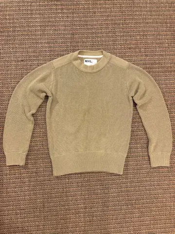 MHL. 베이지 크루넥 스웨터