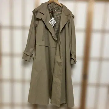 택 포함 새상품 랑데부 모노그램 트렌치코트