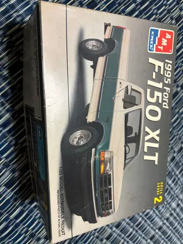 1995 포드 F-150 XLT 프라모델