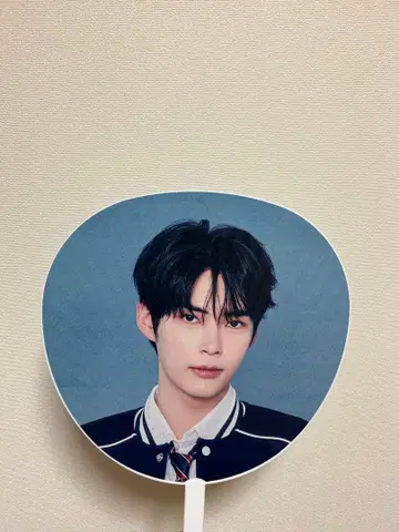 한빈 부채 제로베이스원