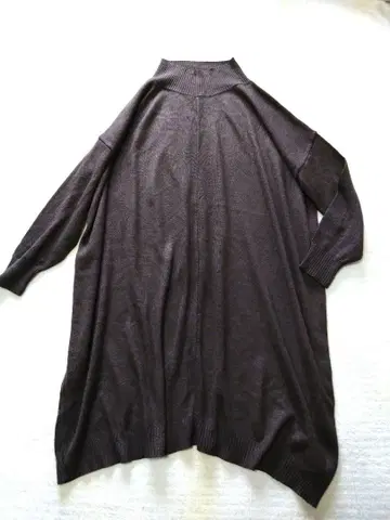 다크 브라운 터틀넥 니트 원피스 오버 사이즈 리브