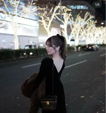 luan BACK OPEN VELOUR OP 루안 원피스