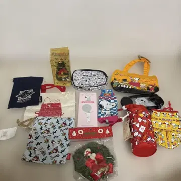 Snoopy 캐릭터 파우치 백 세트 트리 1번