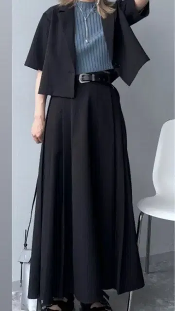 하레 SETUP 숏 자켓 x 플리츠 스커트(HARE)