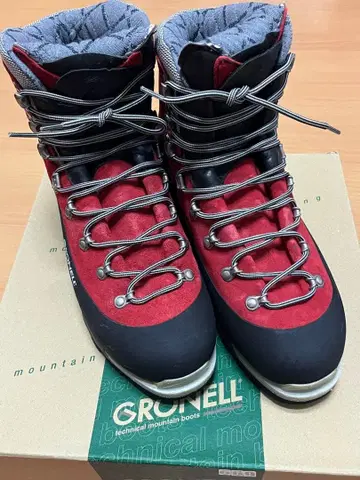 GRONELL 등산화 레드/블랙 UK 사이즈 42
