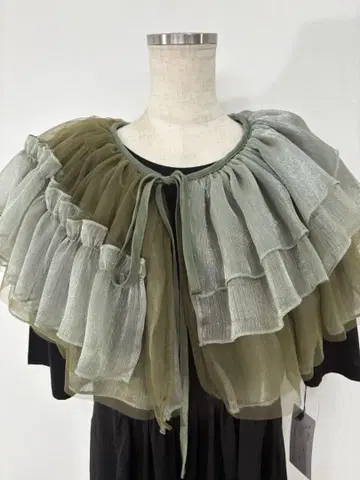 튤 프릴 케이프 숄 어스 그린