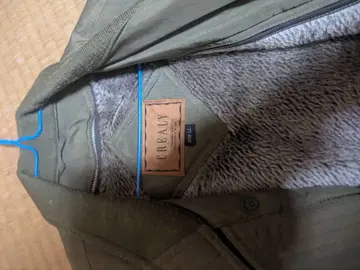 CREACY 올리브 그린 봄버 자켓