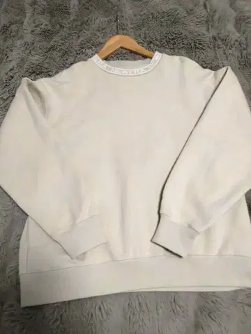 속기모 오버사이즈 맨투맨 크루넥 자카드 로고