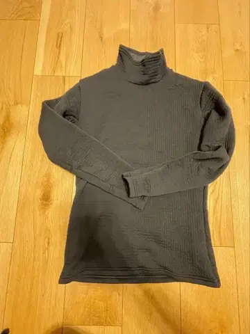 미즈노 블레스서모 디럭스 웜 하이넥 긴팔 블랙 가격 인하 중!!