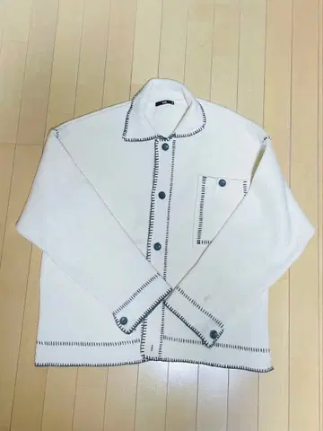 HARE 화이트 니트 가디건 스웨터