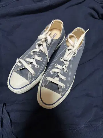 컨버스 스니커즈