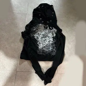 00s 락 grunge 롱t 다크코어 헤이세이 갸루 y2k 펑크