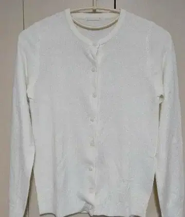 화이트 가디건 미사용