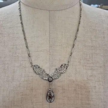 엘레강트한 실버 목걸이