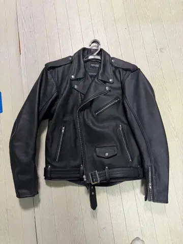 FREE BEE 블랙 가죽 라이더 자켓