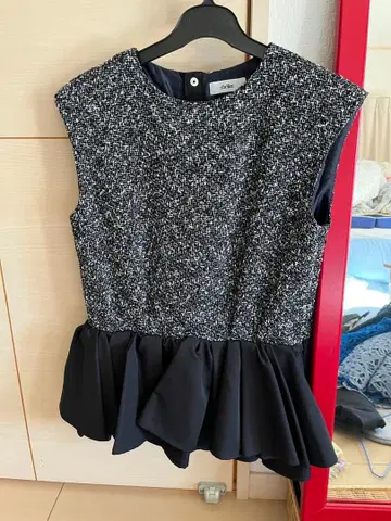 트위드 프릴 슬리브리스 상의 36