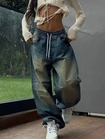 M 사이즈 페이드 블루 배기진