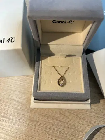 Canal 4C 핑크 골드 목걸이