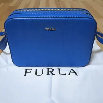 FURLA 파랑 박스형 숄더백