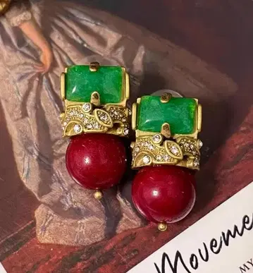 이탈리아제 천연 마노 장식적인 그린과 레드 스터드 귀걸이