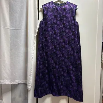 Drawer 꽃무늬 슬리브리스 원피스