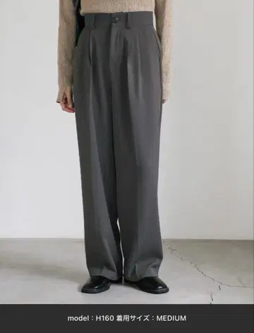 그레이 슬랙스 S 사이즈 폴리에스테르 100%