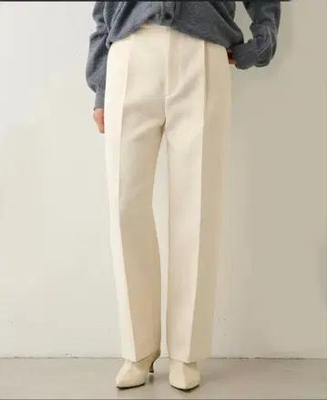 윔 가젯 트리플 크로스 팬츠 아이보리 M