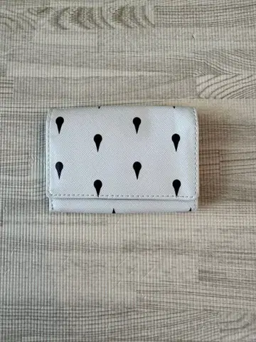 죠죠의 기묘한 모험 황금의 가죽 컬렉션 1 부챠라티 명함 케이스