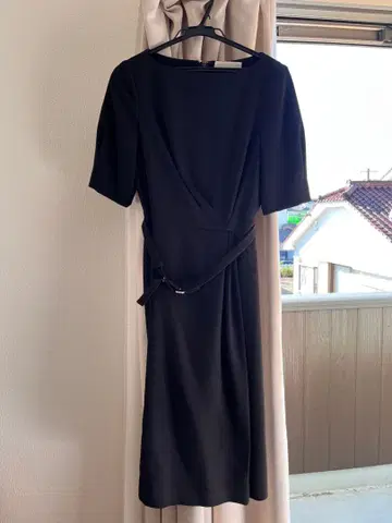 CELFORD 블랙 드레스 반팔 허리 리본