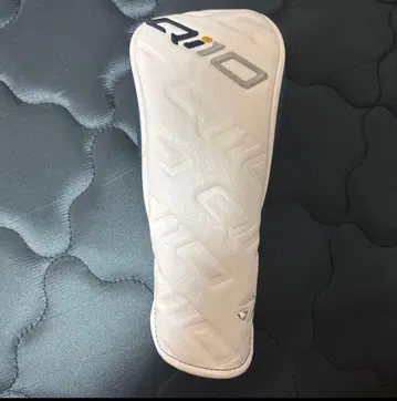 TaylorMade Qi10 유틸리티 헤드커버