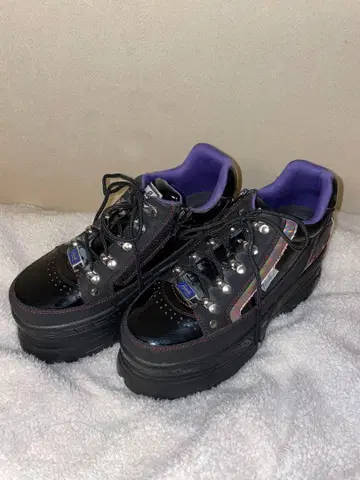 [ 가격 인하 ] Yosuke 통굽 스니커즈 (블랙 콤비)