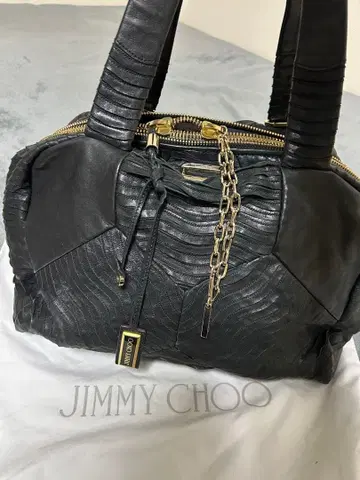 JIMMY CHOO 블랙 가죽 핸드백