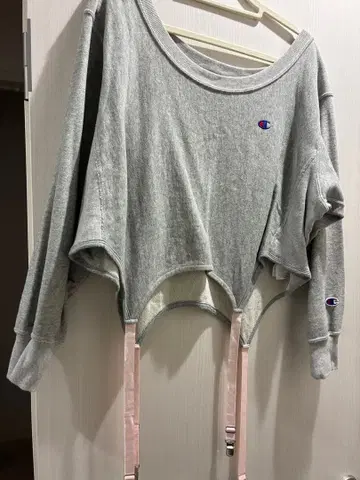 Champion 그레이 크롭 맨투맨 트레이닝복