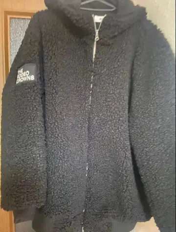 로데오 크라운 푸들 후드티