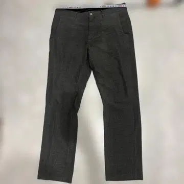 DESCENTE 그레이 슬랙스 팬츠