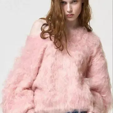 THE TOE Pigalle shaggy Vneck knit