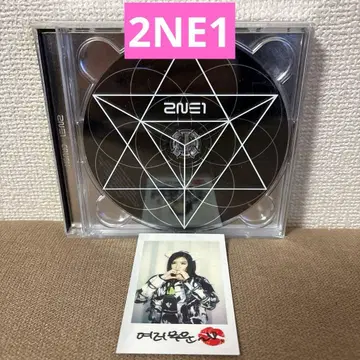 2NE1 [ CRUSH ] CD 트레이딩 카드 부착