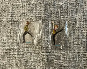 유리 온 아이스 혜택 아크릴 스탠드 2개