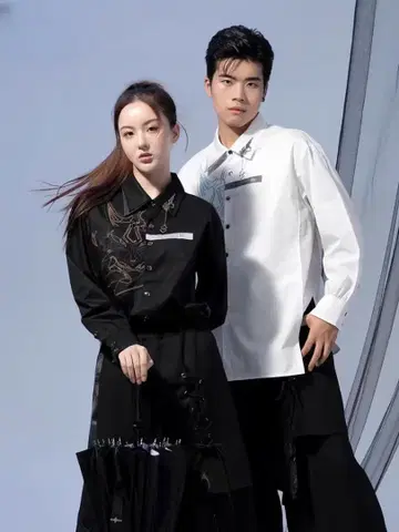 원신 쇼 이미지 셔츠 (블랙) + 큐롯 세트